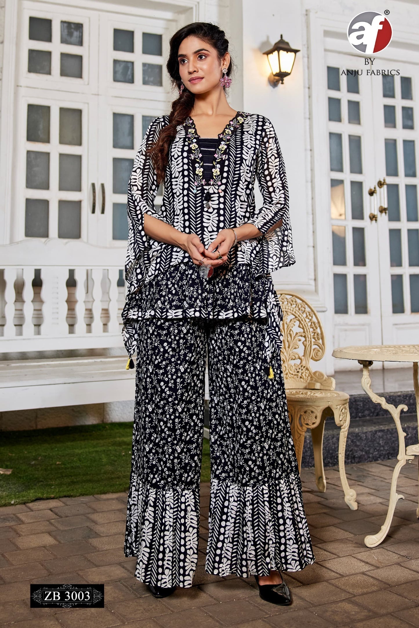 Black Pure Mul Cotton Co-ord Set with Manual Embroidery – Handcrafted Ethnic & Casual Wear for Women