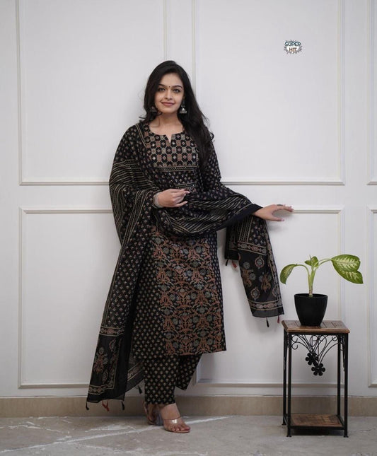 Mughal block kurti pant dupatta set