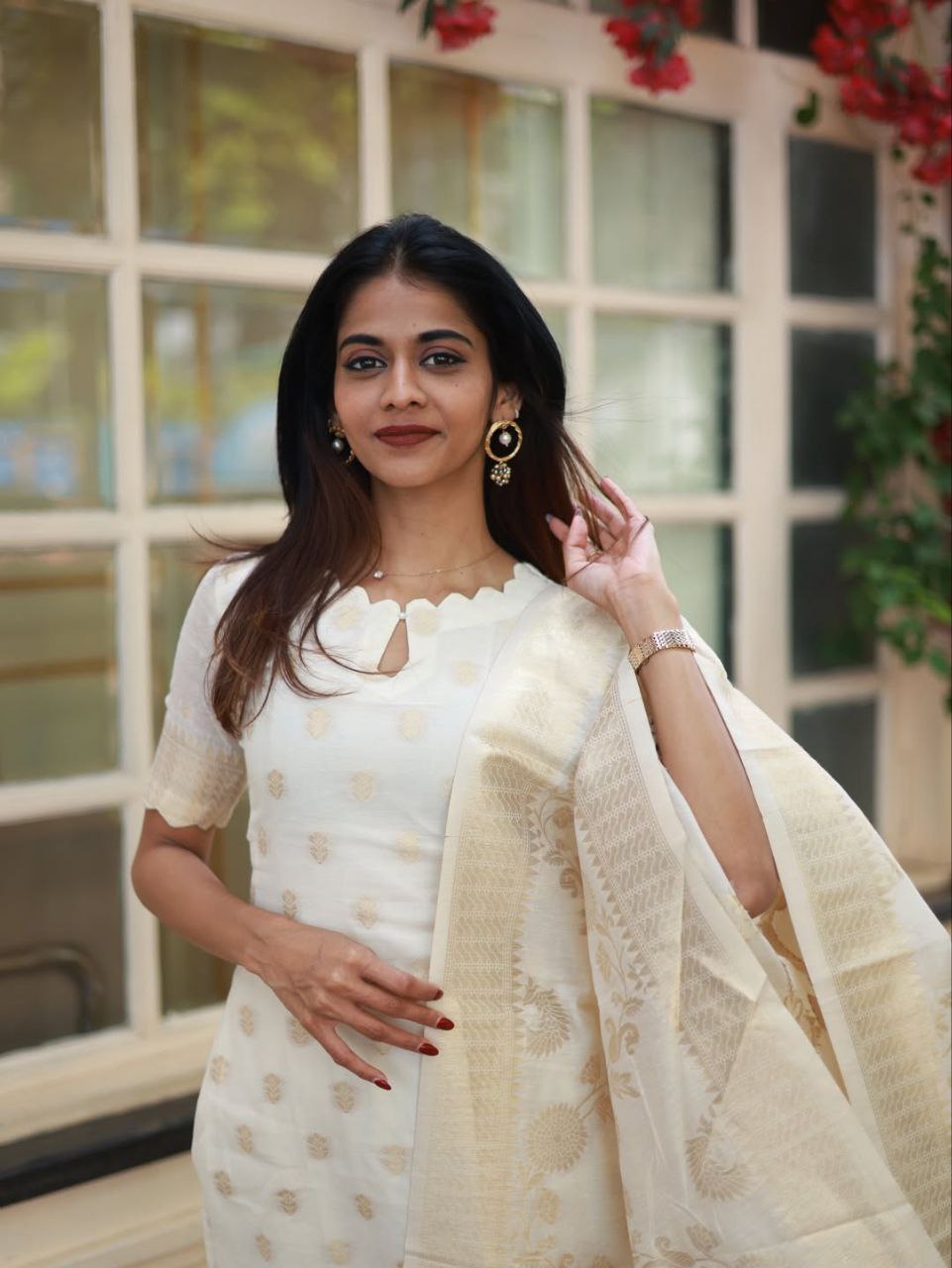 Women's Banarasi silk Floral Print kurti pant & Dupatta set