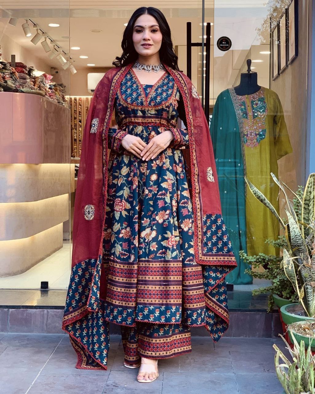 GHUMMAR - ROYAL MULTICOLOUR FESTIVAL 3 PIECE COLLECTION