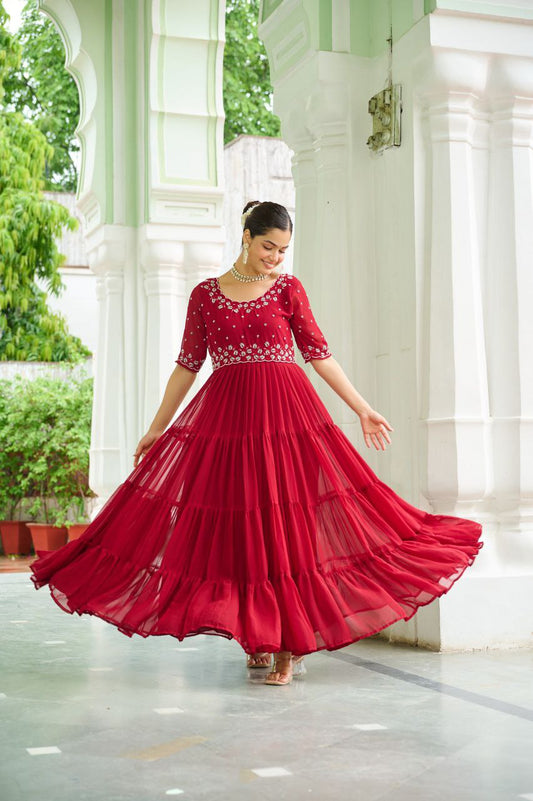 Ethnic Motifs Embroidered Tiered Thread Work Kurta