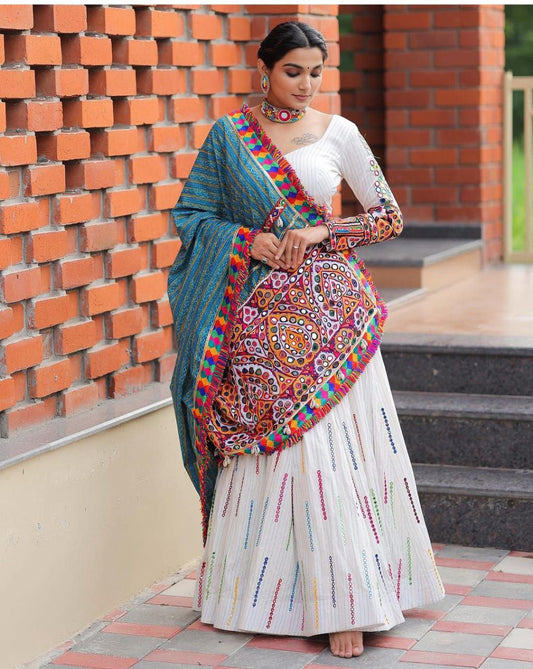 SPECIAL NAVRATRI COLLECTION LENGHA CHOLI WITH REAL MIRROR WORK