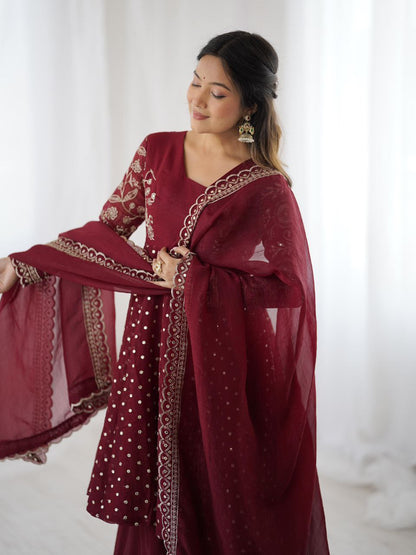 Majestic Purple Ethnic set - Mirror & thread work