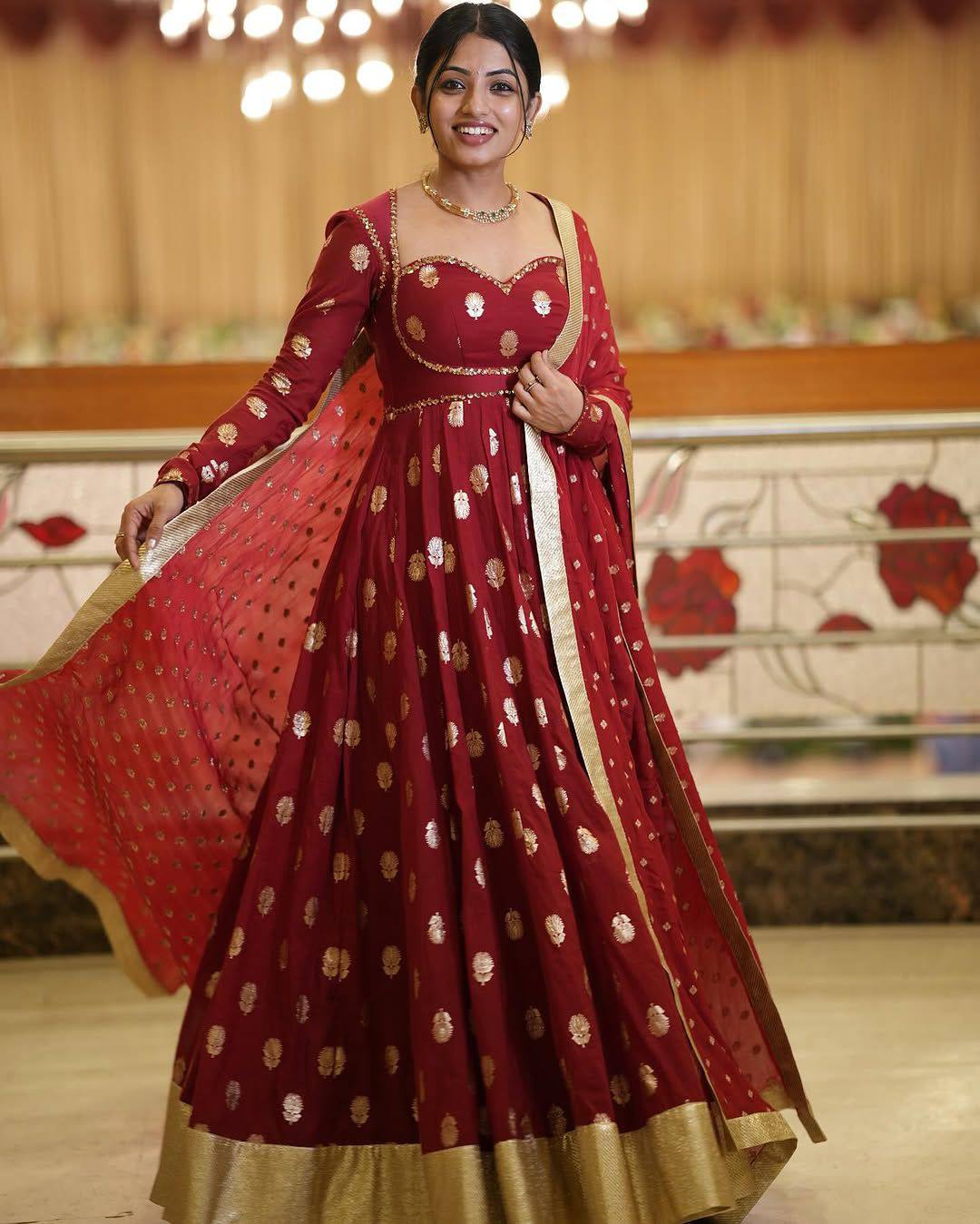 ENHANCE THE BEAUTY OF YOUR WARDROBE WITH THIS NEWLY LAUNCHED ANARKALI GOWN