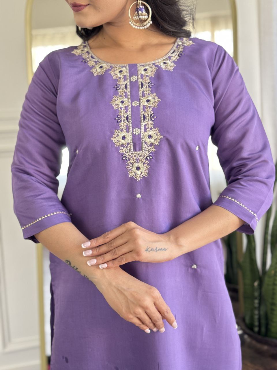 Trendy Purple Color Viscose Embroidered Straight Kurta with Viscose Pant And Jacquard Printed Dupatta Sets