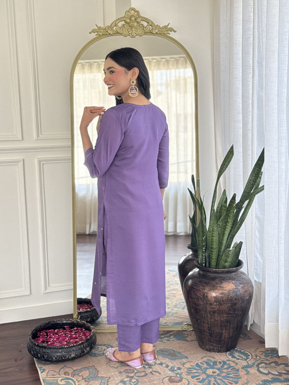 Trendy Purple Color Viscose Embroidered Straight Kurta with Viscose Pant And Jacquard Printed Dupatta Sets